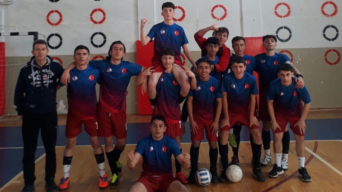 Okul Futsal Takımımız ilçe 3. sü